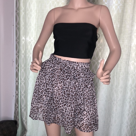 SNOW LEOPARD SKIRT - Picture 7 of 9